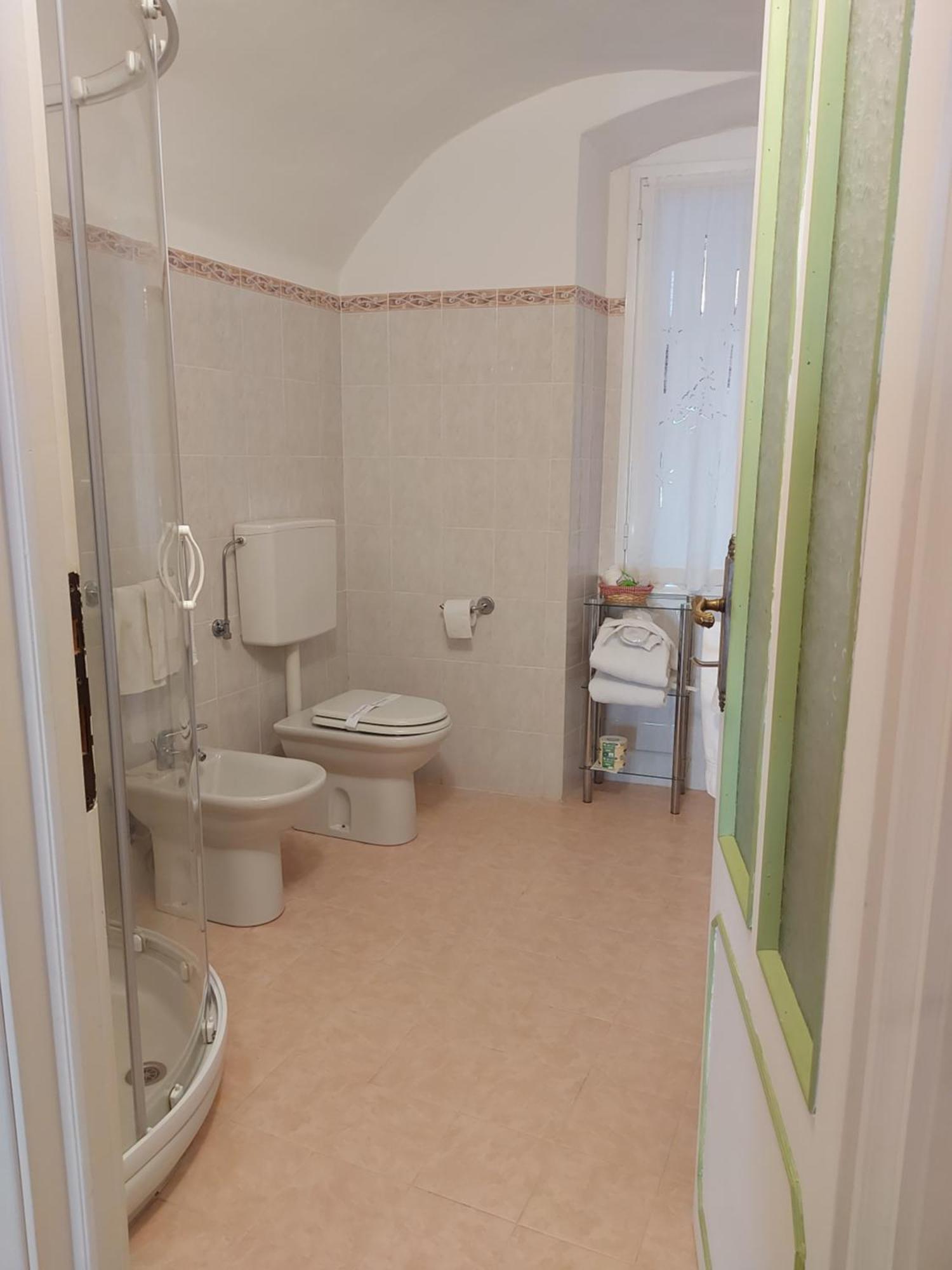 Suite-Appartamento-Del B&B Dei Doria Dolceacqua Exterior foto